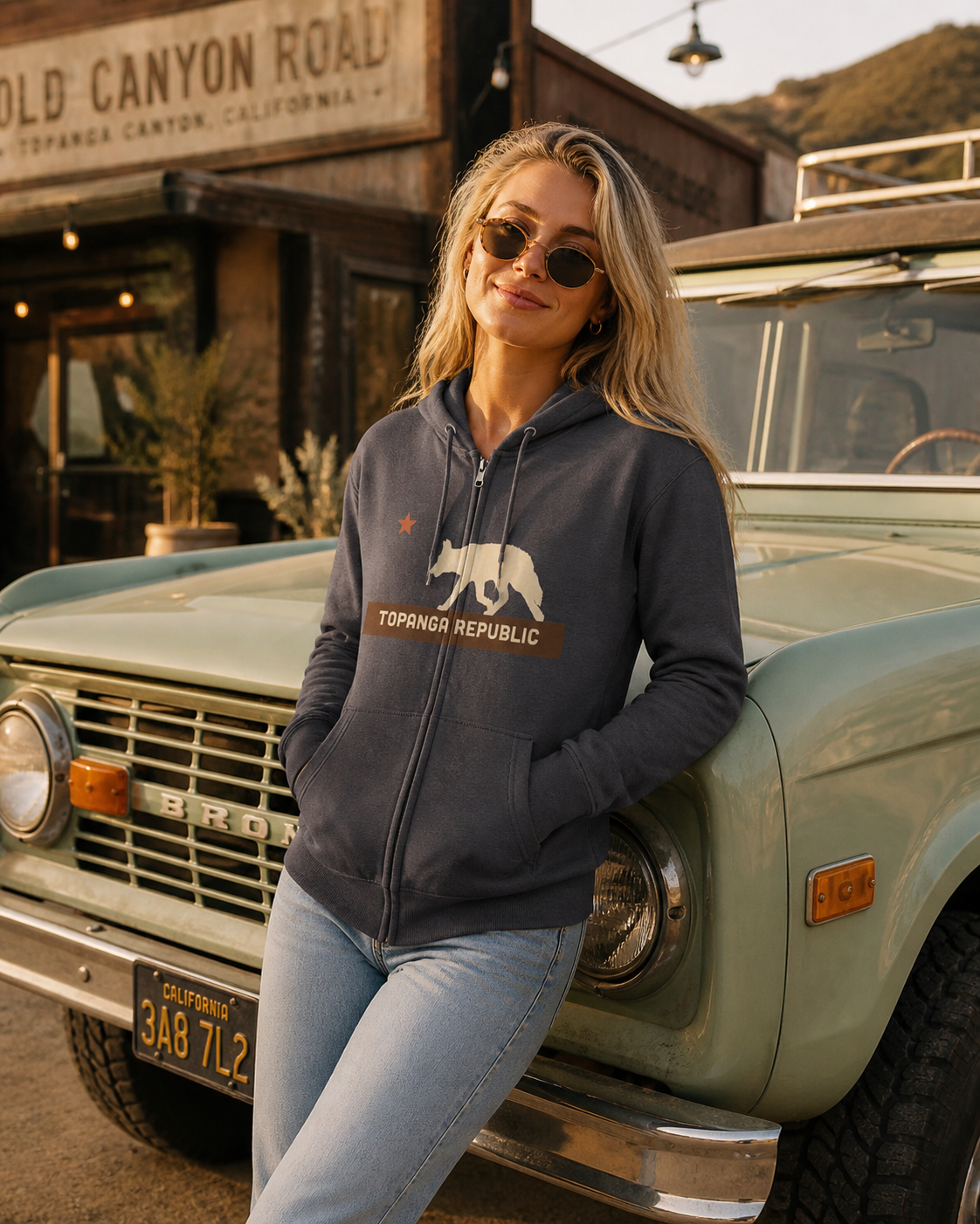 'Old Canyon Road' Zip Hoodie