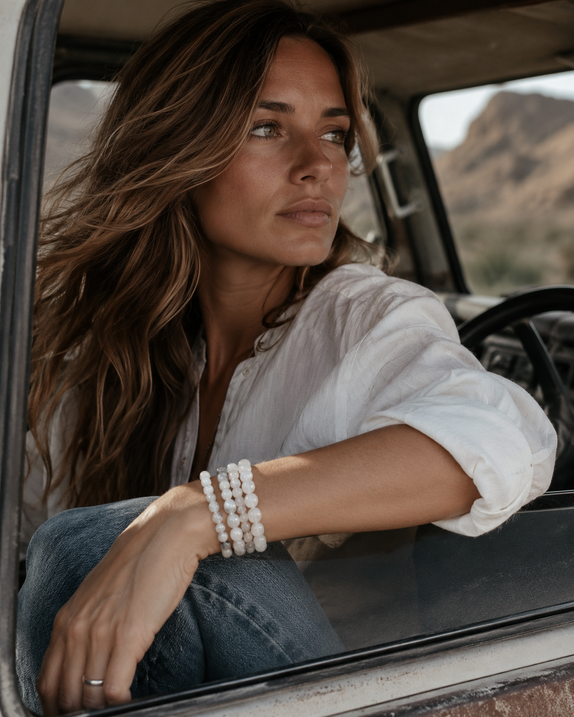 White Labradorite Round Bead Bracelet - Goddess Energy